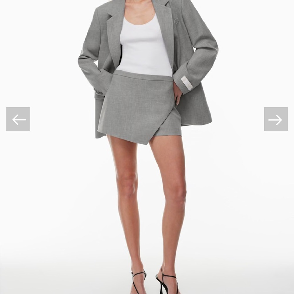 Babaton Kelly Skort
